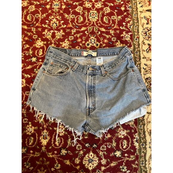 Levi’s 550 Relaxed Fit Cutoff Denim Shorts W34 L34 High Rise Distressed Shorts - Picture 1 of 7